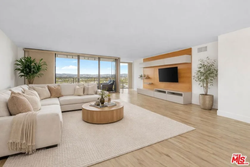 4316 Marina City Drive #629 photo 1