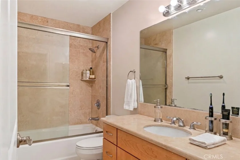 66 N Allen Avenue #3 photo 17