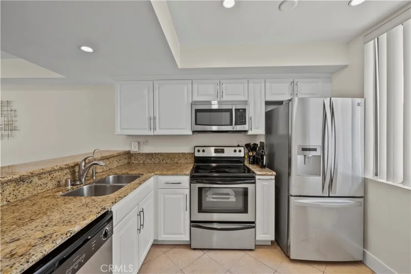 17809 Margate photo 3