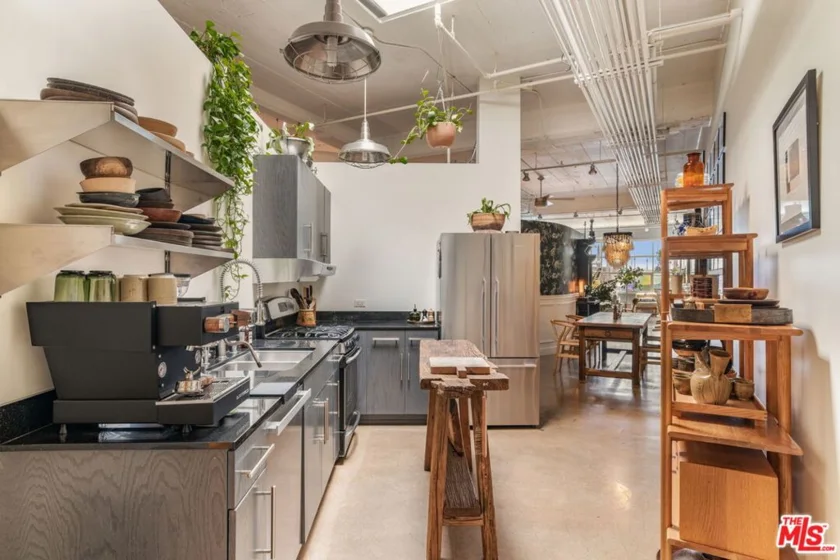 530 Molino Street #213 photo 3