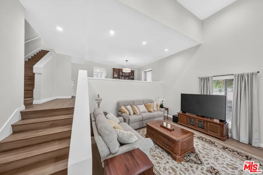 15173 Magnolia Boulevard #F photo 21