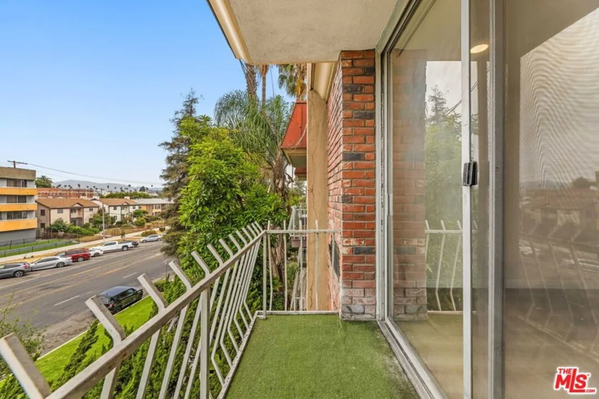 210 S La Fayette Park Place #314 photo 15