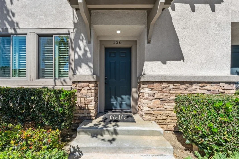 136 Woodcrest Lane photo 3