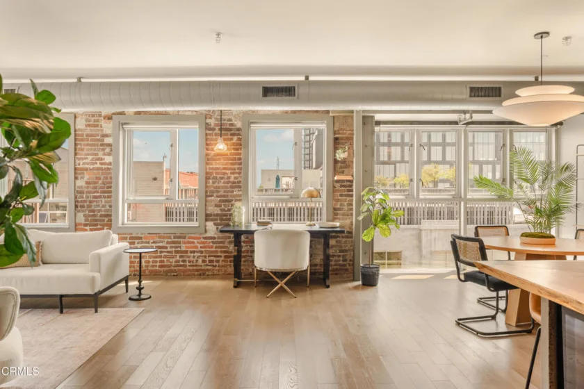 527 Molino Street #401 photo 29