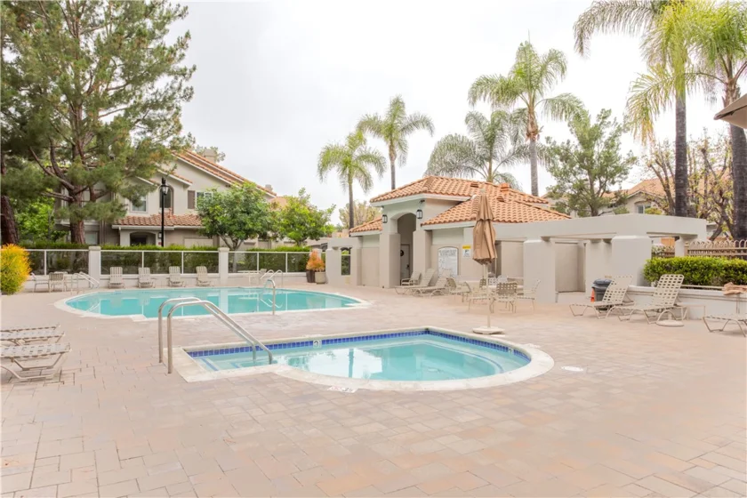 210 California Court photo 50