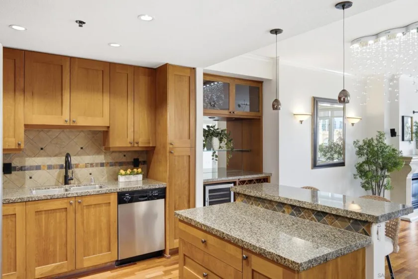 700 W Harbor Drive #608 photo 16
