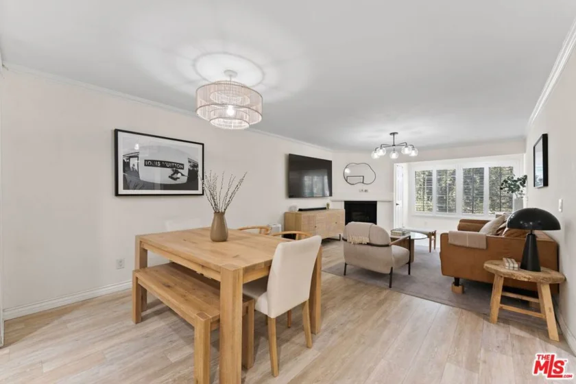 5515 Canoga Avenue #220 photo 5