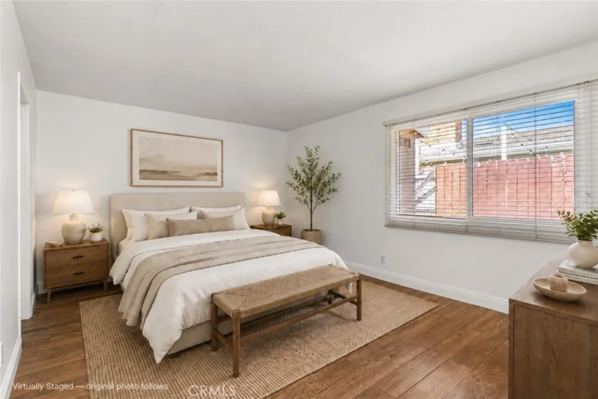 21A Tustin photo 15