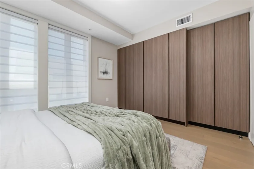 39 S Los Robles Avenue #6020 photo 34