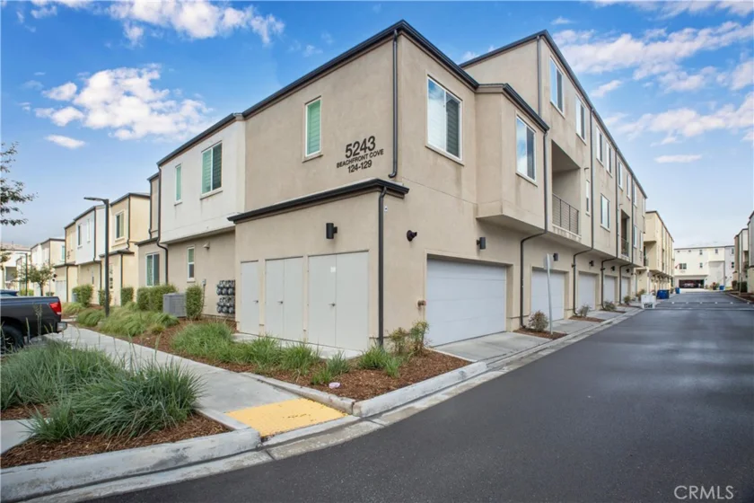 5243 Beachfront Cove Street #125 photo 1