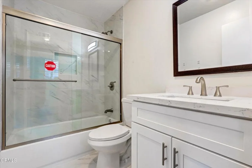 21209 Lassen Street #4 photo 11