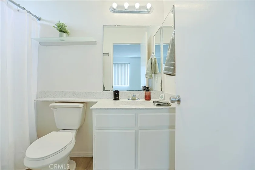 290 Victoria Street #29 (F8) photo 31