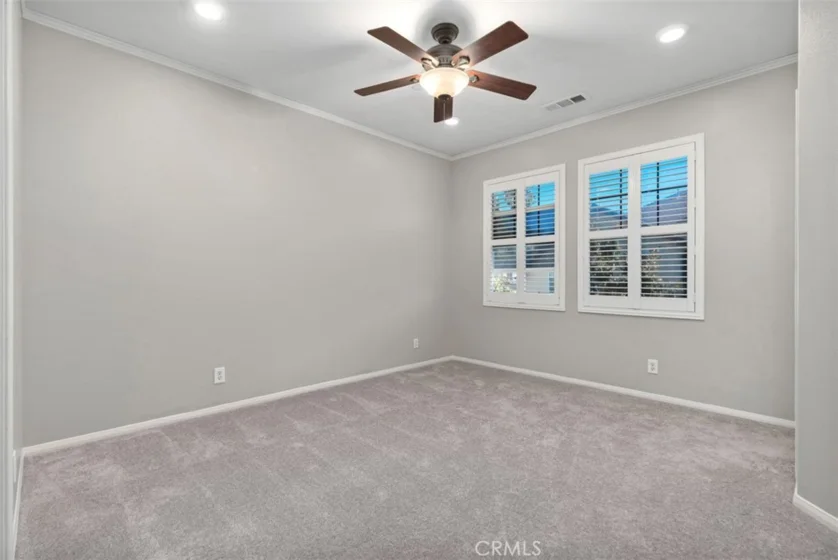 2056 Owens photo 21
