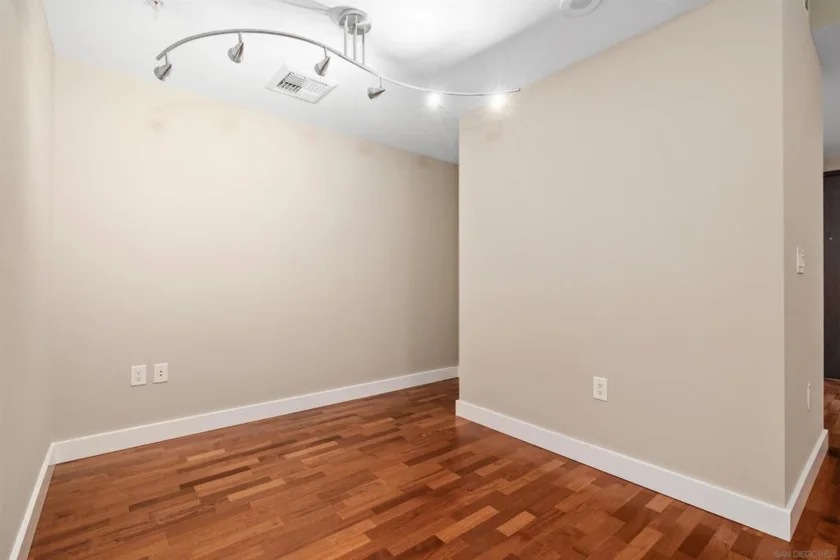 1325 Pacfiic Hwy. #2503 photo 12
