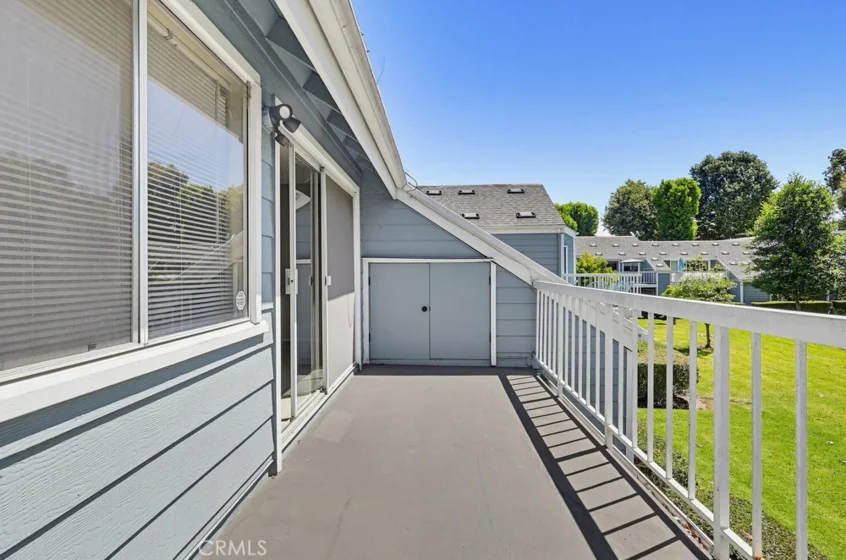 6028 Bixby Village Drive #96 photo 23