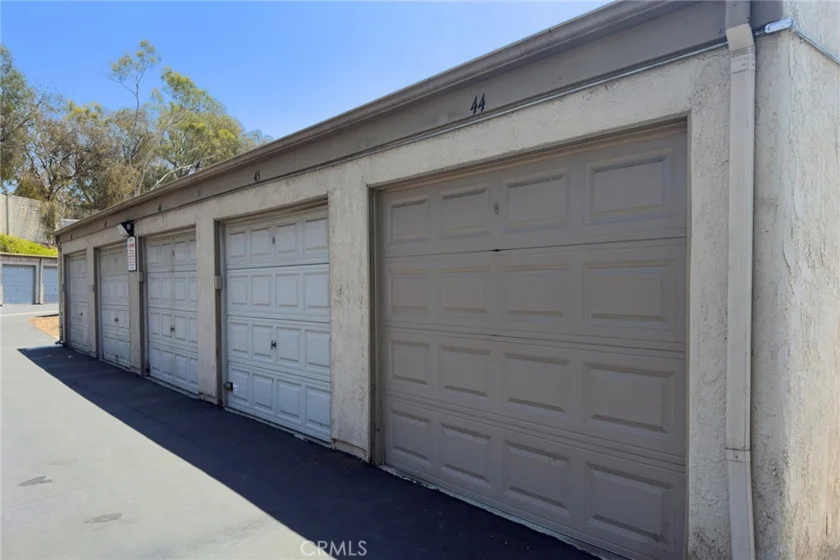 3046 Associated Road #44 photo 17