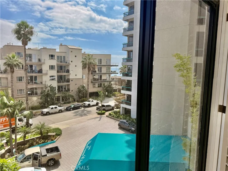 1310 E Ocean #407 photo 34