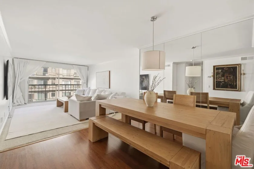 10751 Wilshire Boulevard #1206 photo 12