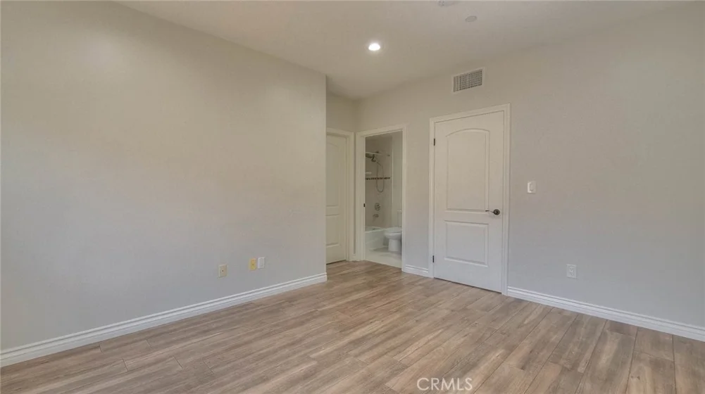 572 E San Jose Avenue #104 photo 21
