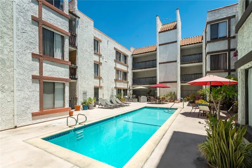 515 N Jackson #314 photo 20