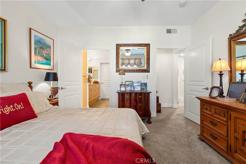 2408 Watermarke Place photo 32