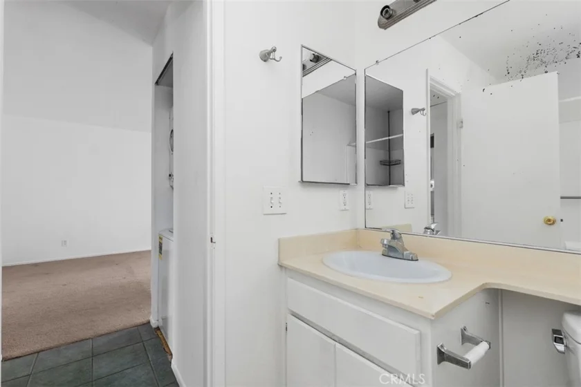 1507 S Raitt photo 23