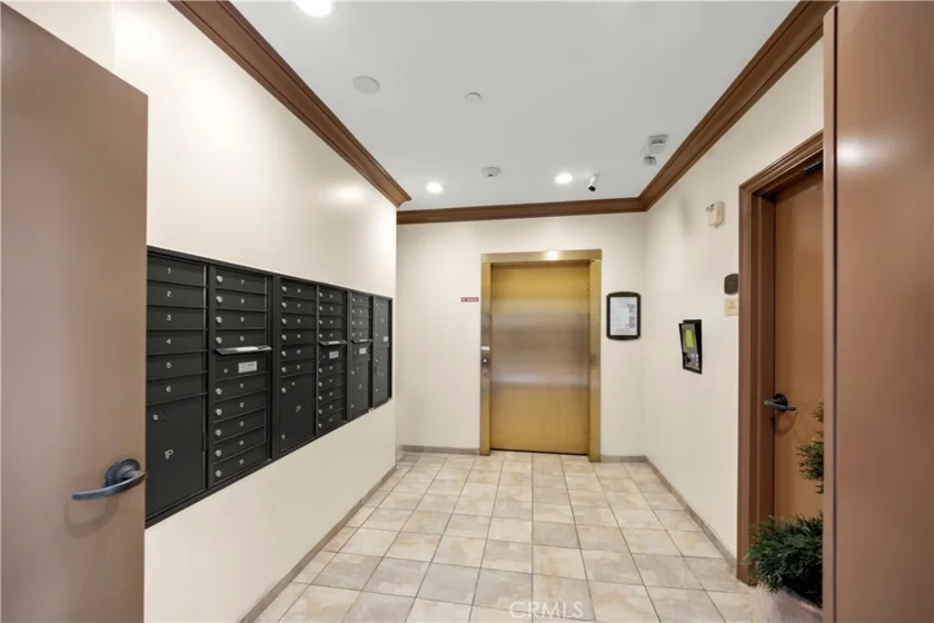 401 Bernard Street #409 photo 61