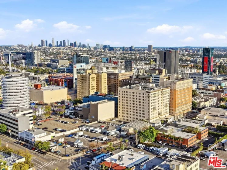 2111 N Cahuenga Boulevard #11 photo 44