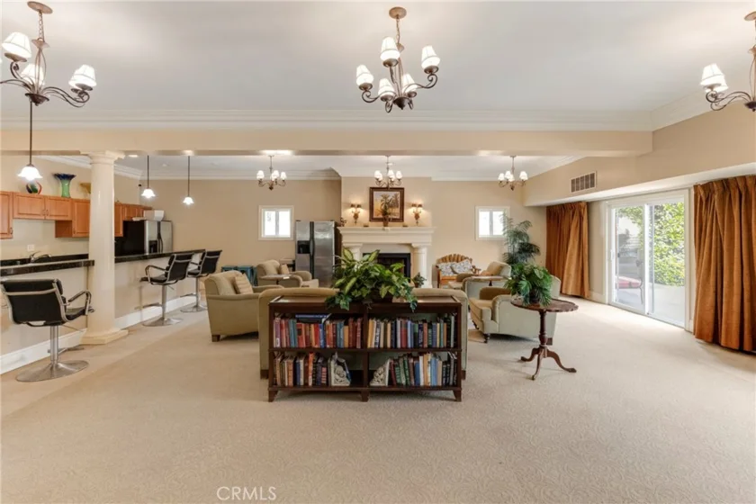 20214 Cohasset Street #16 photo 18