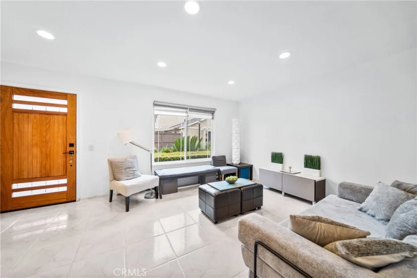 2921 S Sycamore Street #E photo 5