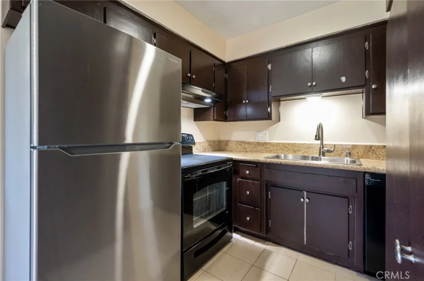 972 E California #307 photo 11