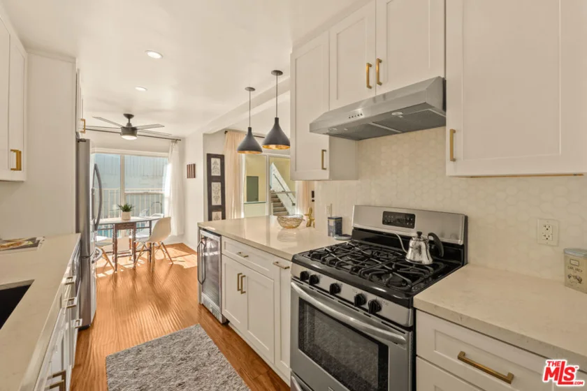 2621 Centinela Avenue #17 photo 5
