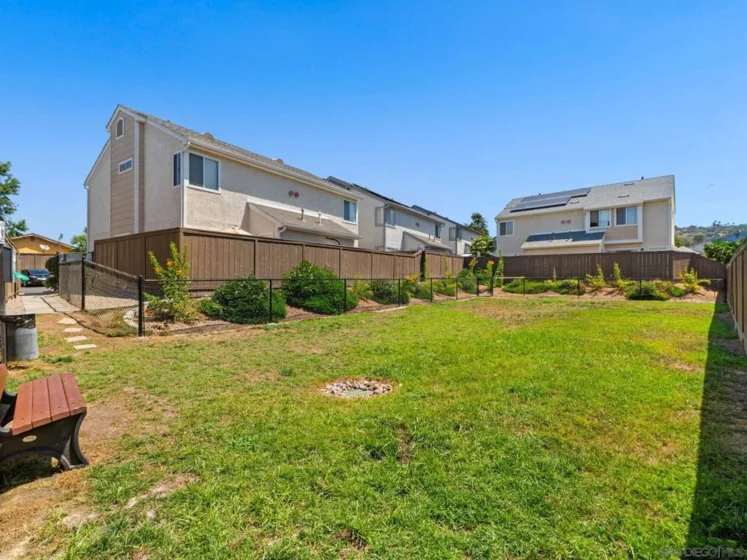 8946 Arlingdale Way photo 29