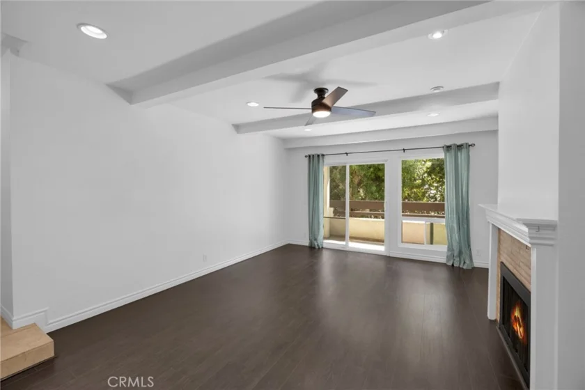 21372 Brookhurst photo 5