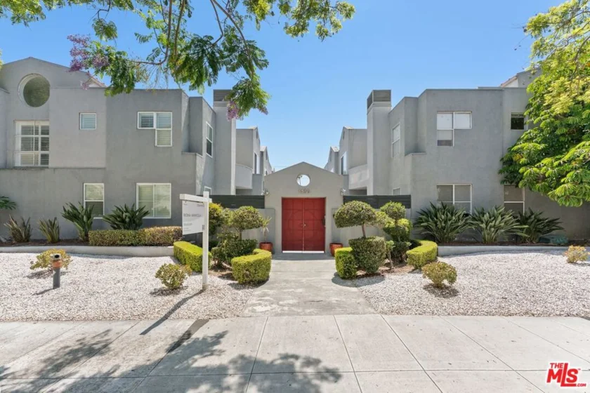 1436 20th Street #8 photo 31