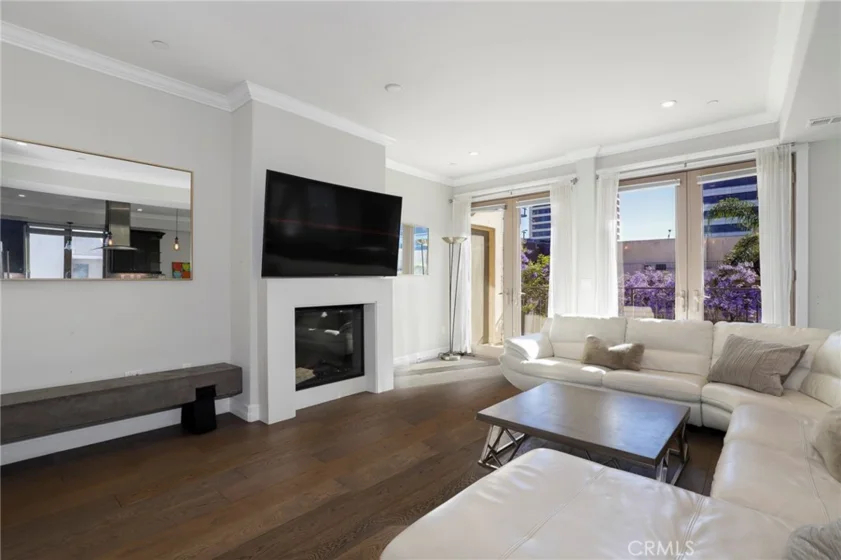 1644 S Bentley Avenue #401 photo 35