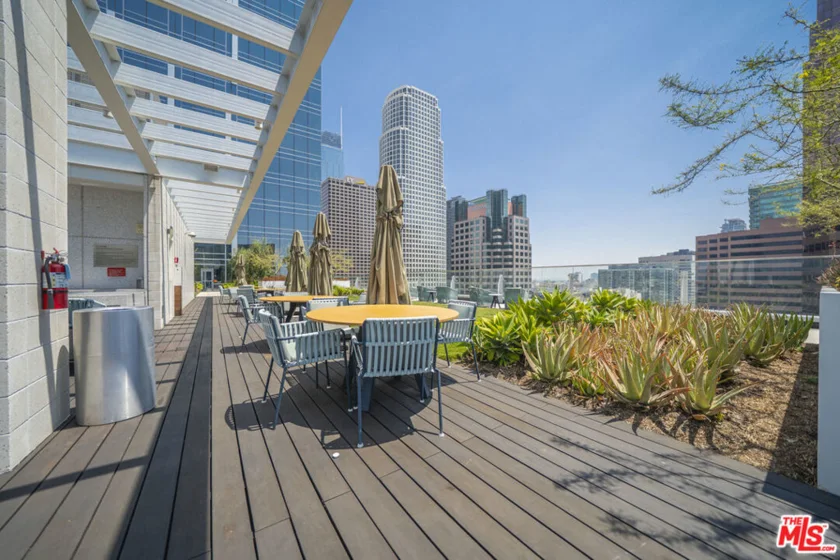 877 Francisco Street #1208 photo 29