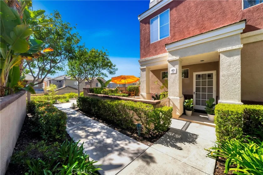 43 Anacapa Court photo 1