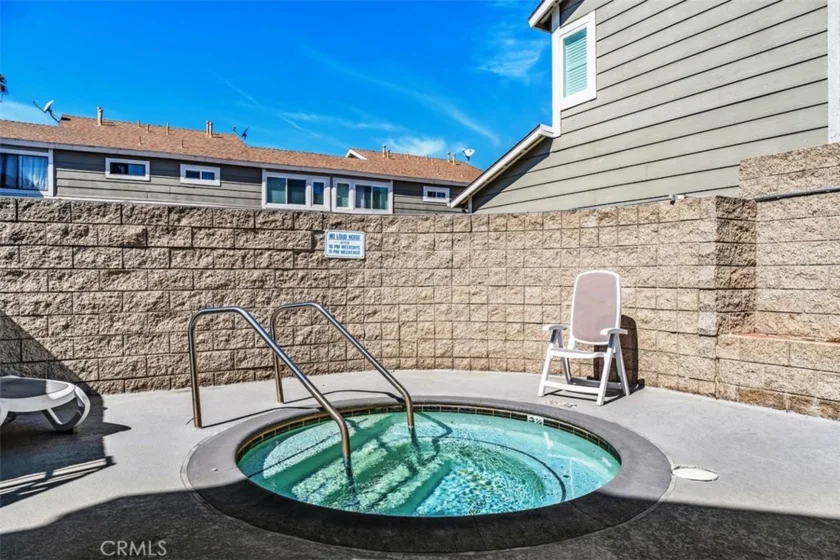 7129 Cerritos Avenue #7 photo 28