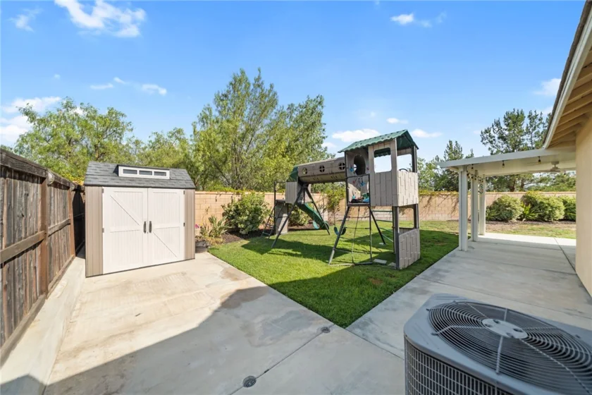 43044 Greene Circle photo 30