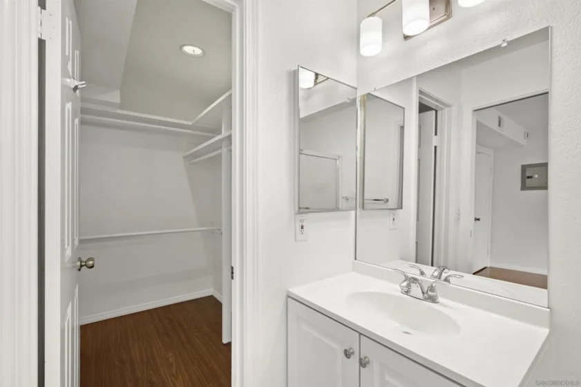 3984 Illinois Street #1 photo 29