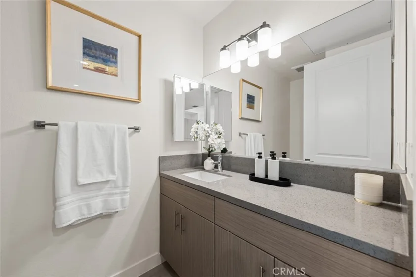 168 S Monterey Street #205 photo 11