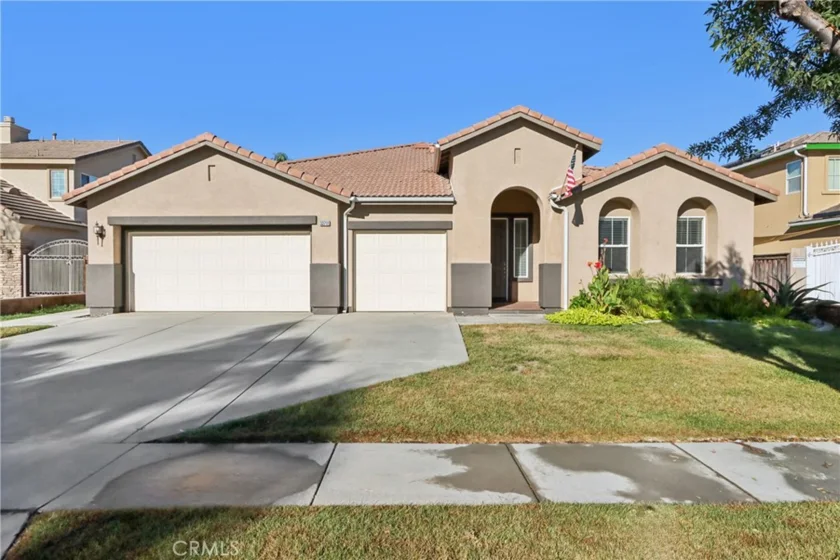 33711 Shamrock photo