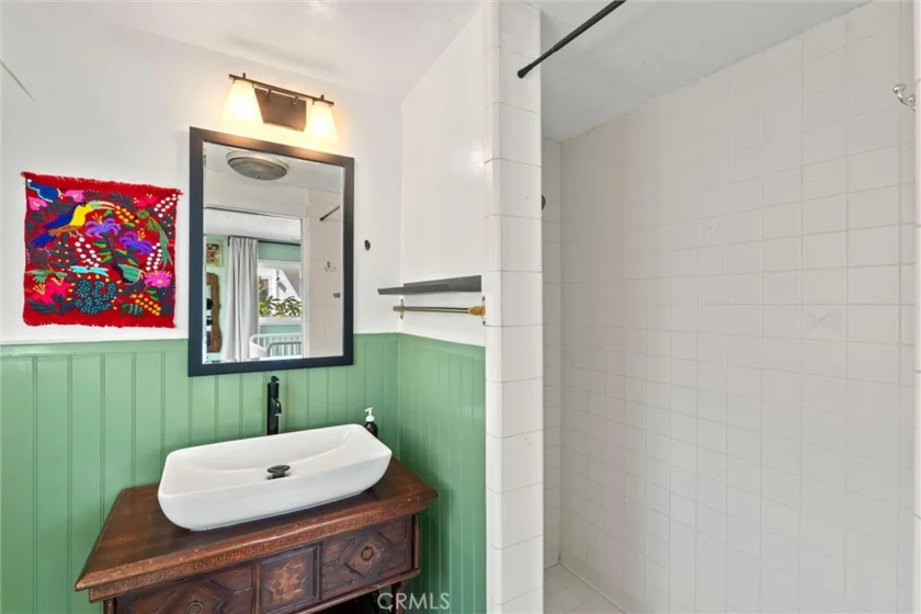 401 W 5th Street #1A photo 10