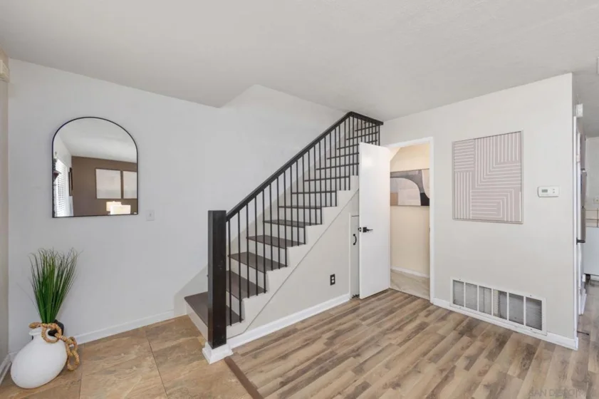 627 13th Street #23 photo 32