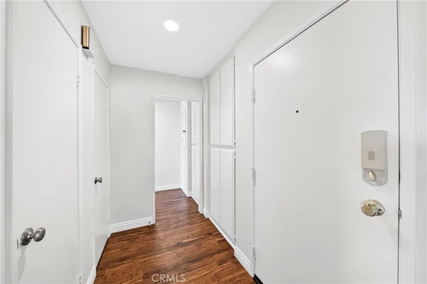 25261 Tanoak photo 7