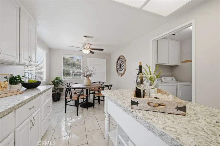 40492 Via Amapola photo 9