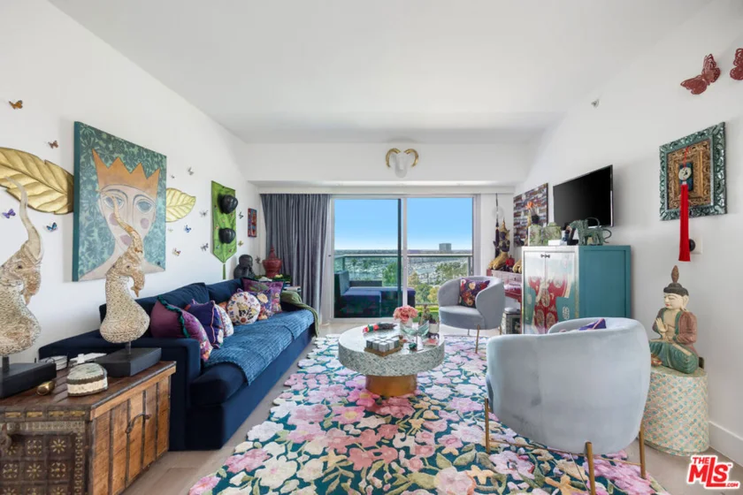 13700 Marina Pointe Drive #1016 photo 3