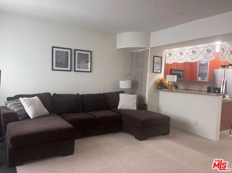 620 S Gramercy Place #339 photo 29