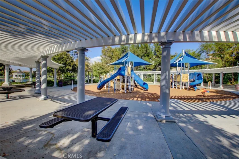 28432 Plymouth Way photo 40